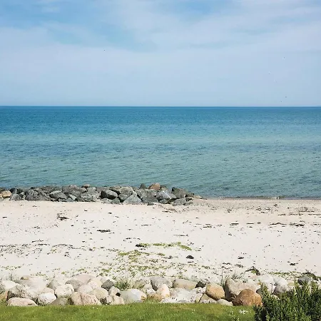 Three-bedroom Holiday In * Otterup