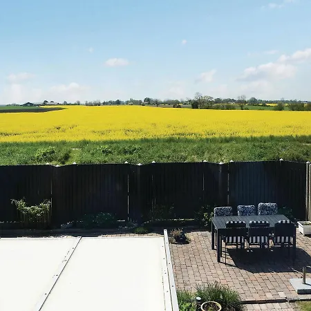 Three-bedroom Holiday In Otterup