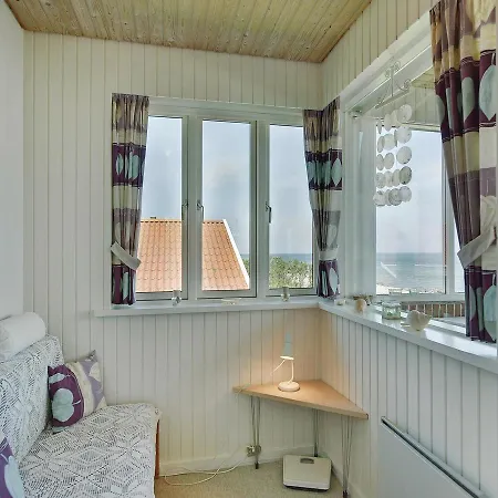 Ferienhaus Three-bedroom Holiday In